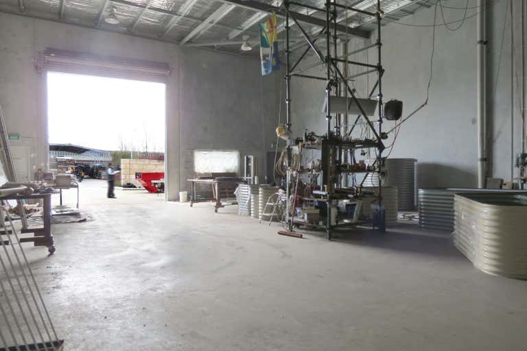 1/32 Clark Court Bibra Lake WA 6163 - Image 4