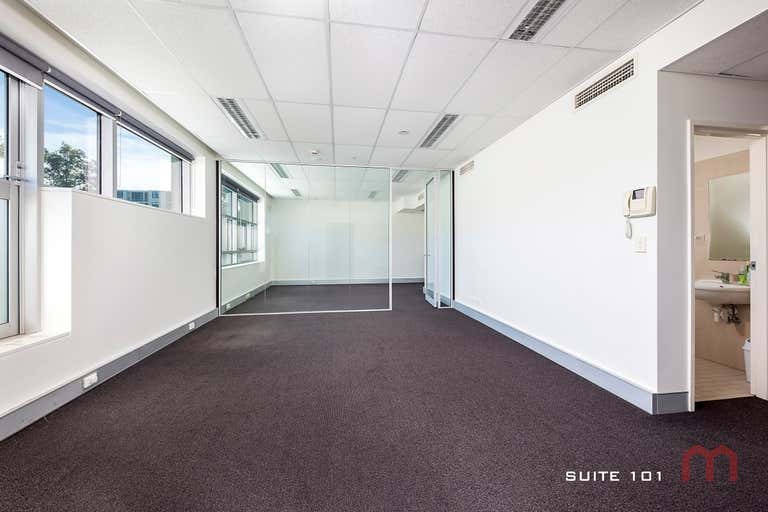 2/3 The Crescent Wentworth Point NSW 2127 - Image 1