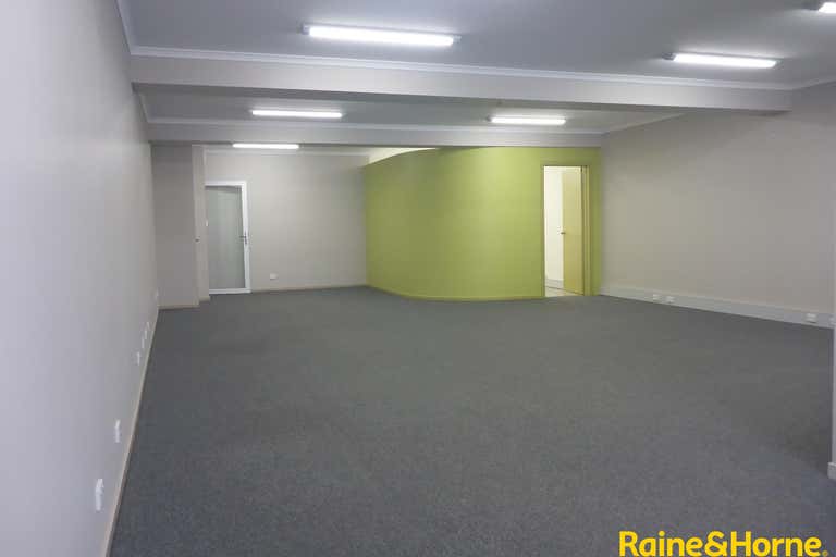 Suite 3, 157 Gordon Street Port Macquarie NSW 2444 - Image 2