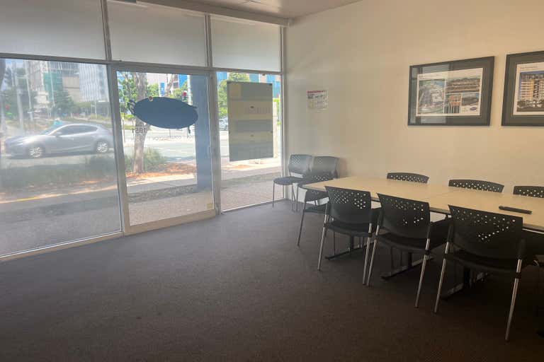 4/21-23  First Avenue Maroochydore QLD 4558 - Image 4