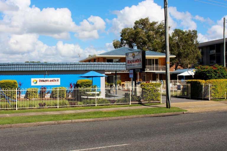Beachlander Self Contained Holiday Apartments, 47 Ocean Parade Coffs Harbour NSW 2450 - Image 3