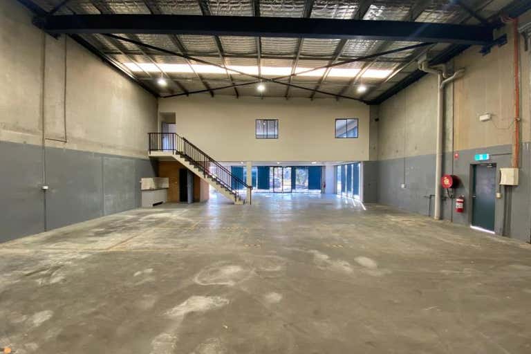 Unit 11, 5 Merryvale Road Minto NSW 2566 - Image 2