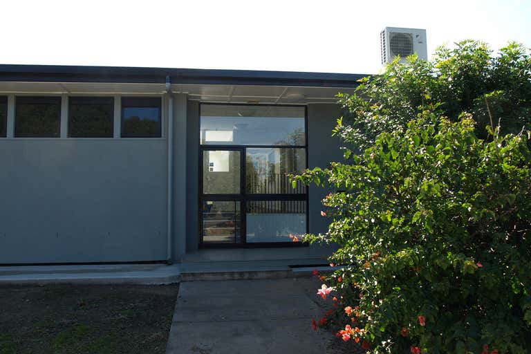 35 McDowall Street Roma QLD 4455 - Image 3