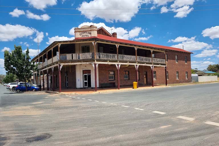 Sold Hotel, Motel & Leisure Property at 76 Queen Street, Barmedman, NSW ...