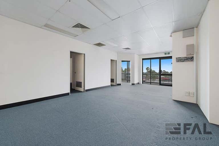 Bardon Central, Suite  12, 60 Macgregor Terrace Bardon QLD 4065 - Image 1