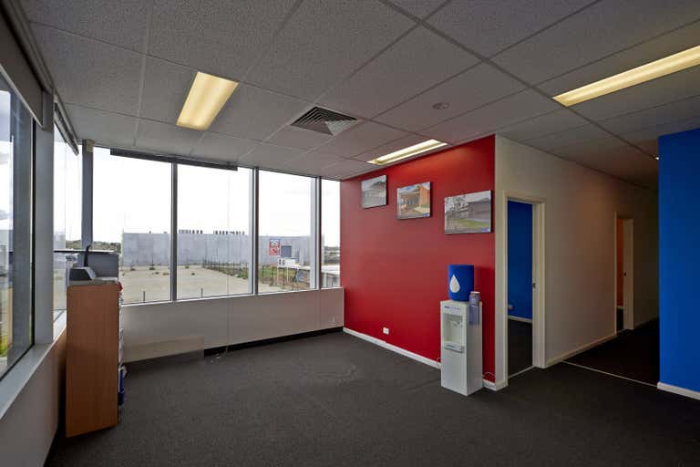 Unit 20, 22-30 Wallace Avenue Point Cook VIC 3030 - Image 2