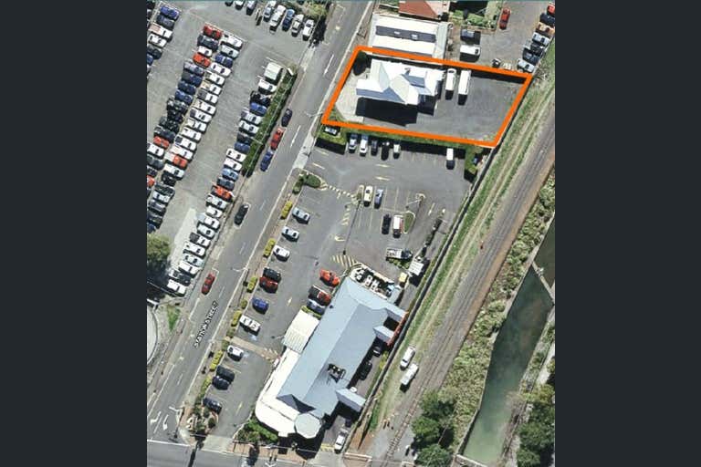 8 Station Street Toowoomba City QLD 4350 - Image 2