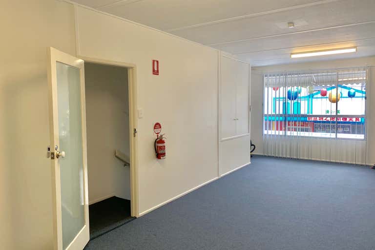 First Level, 3 Davenport Street Southport QLD 4215 - Image 2