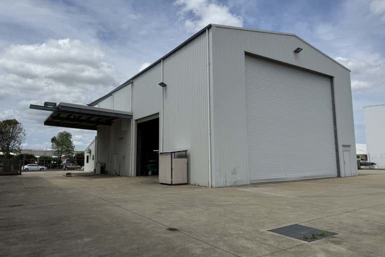 19-21 Titanium Drive Paget QLD 4740 - Image 1