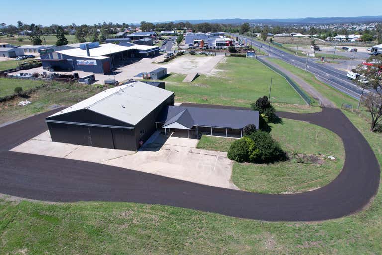 87 Ogilvie Road Warwick QLD 4370 - Image 2