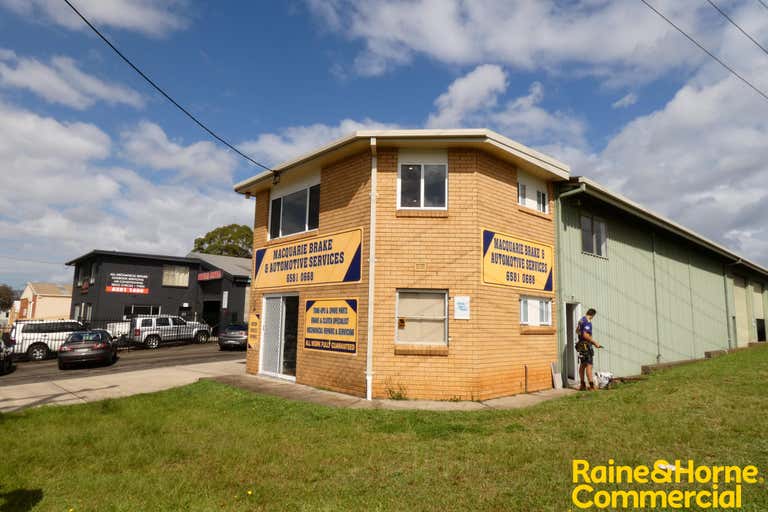 Unit 1, 1 Blackbutt Road Port Macquarie NSW 2444 - Image 2