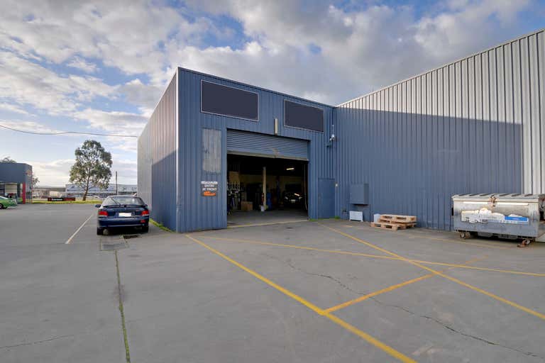 2/13-15 Standing Drive Traralgon VIC 3844 - Image 3