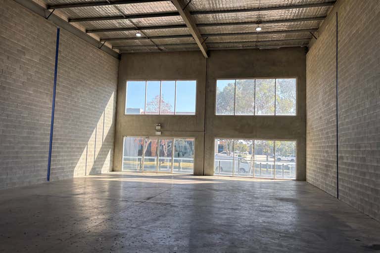 Unit 12, 8 Beaconsfield Street Fyshwick ACT 2609 - Image 2