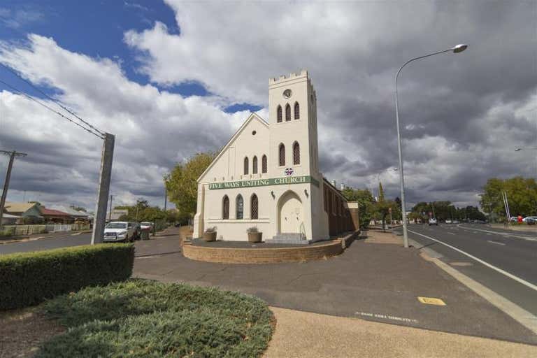 FIVE WAYS UNITING CHURCH, 1 Bathurst Road Orange NSW 2800 - Image 2
