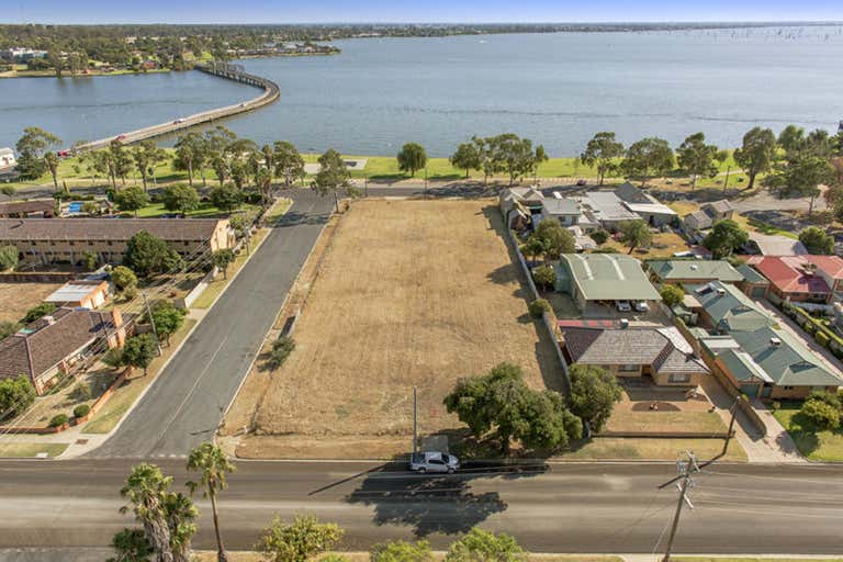 9-11 Hunt Street Yarrawonga VIC 3730 - Image 1