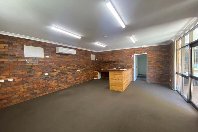 CONDAMINE HOUSE, Unit 1, 50 Middle St Chinchilla QLD 4413 - Image 2