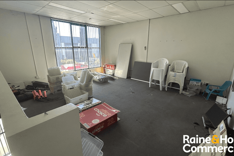 3/8 Weld Street Prestons NSW 2170 - Image 2