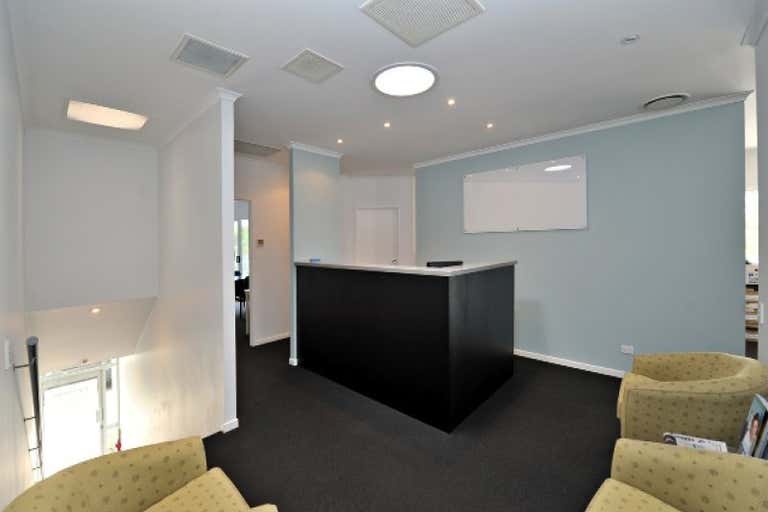 Suite 4, 59 Mary Street Noosaville QLD 4566 - Image 2