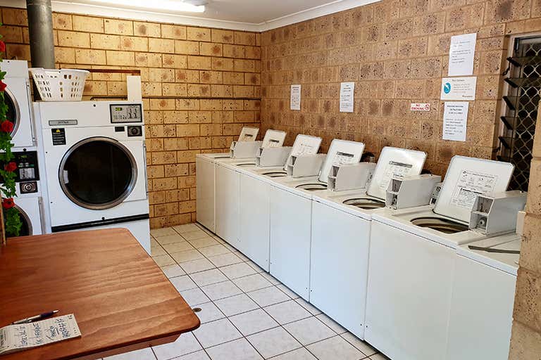 Sea Breeze Laundromat, 2/5 Webber Esplanade Cooktown QLD 4895 - Image 2