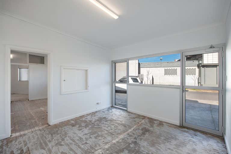 4/628 Lower North East Road Campbelltown SA 5074 - Image 2