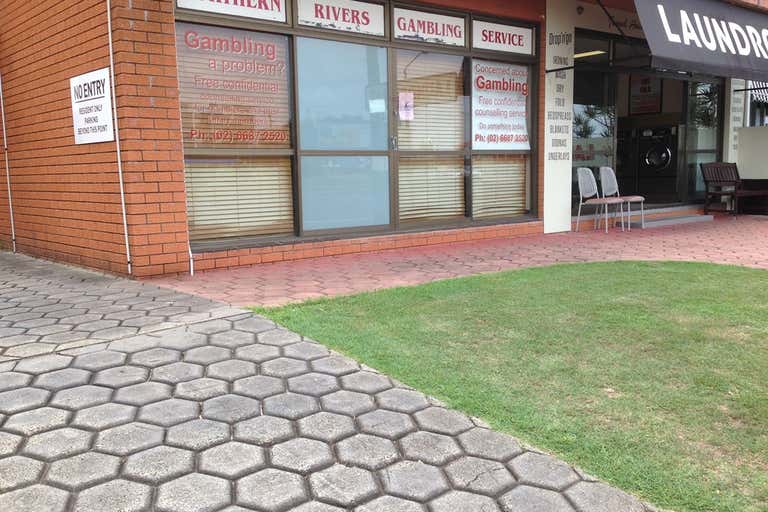 2/117 Wharf Street Tweed Heads NSW 2485 - Image 2