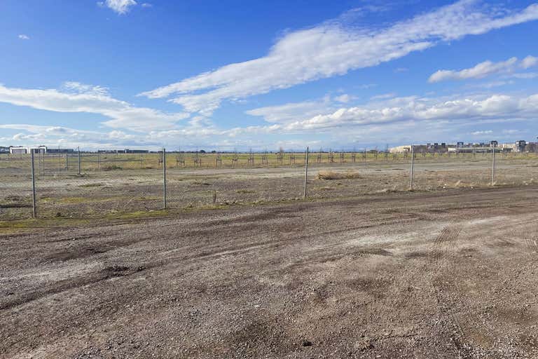 Hardstand Site, 99 Bulla Rd, Essendon Fields, VIC 3041 - Industrial ...