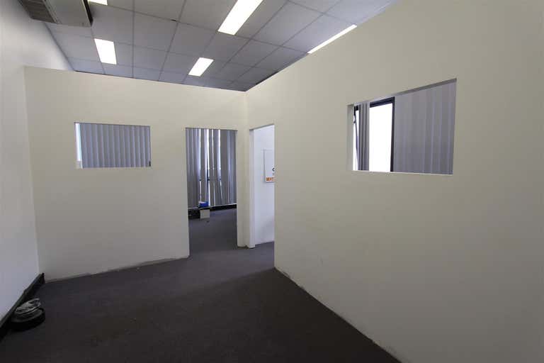 Unit 15 , 109A Bonds Road Riverwood NSW 2210 - Image 4