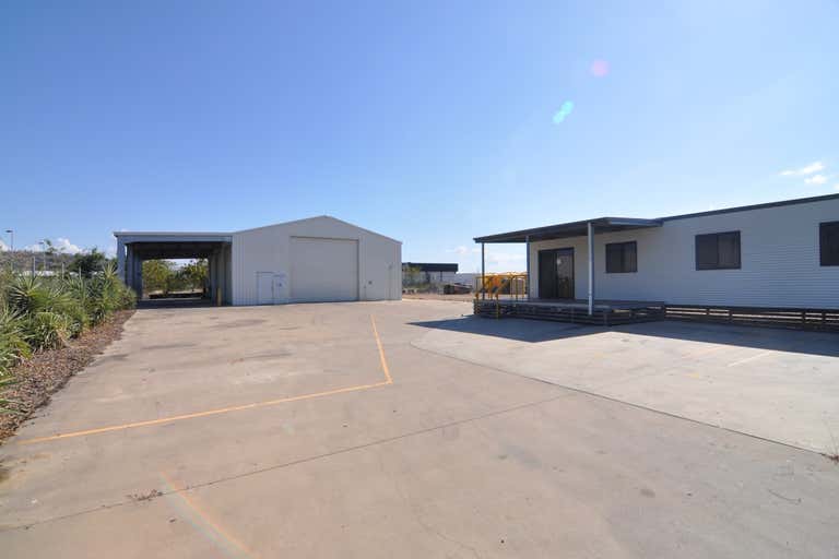 18A Reward Crescent Bohle QLD 4818 - Image 1