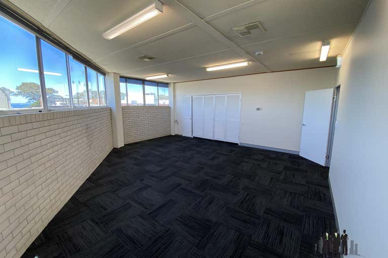 Lvl 1, S.1/137 Sutton St Redcliffe QLD 4020 - Image 4
