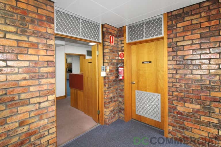 10/4 Mylne Street Toowoomba City QLD 4350 - Image 4