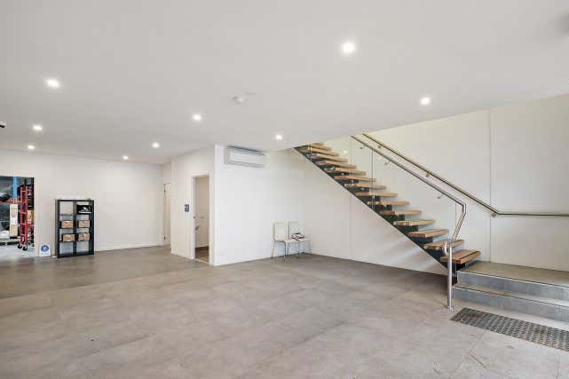 Unit 4, 27  Fullarton Rd Epping VIC 3076 - Image 3