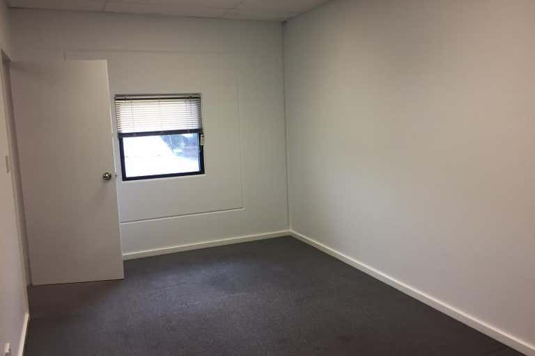 Suite 5, 166 Hannell Street Wickham NSW 2293 - Image 3