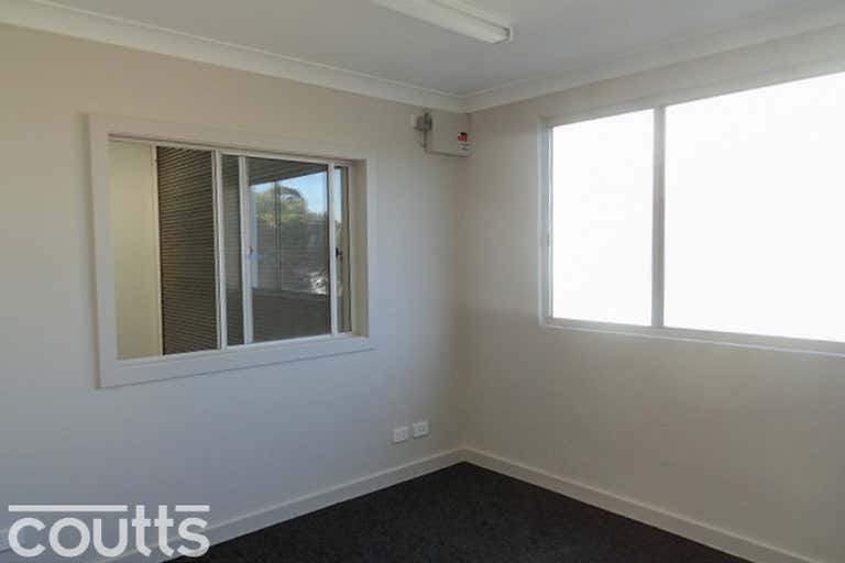 3 SOLD, 12 Arnott Place Wetherill Park NSW 2164 - Image 4
