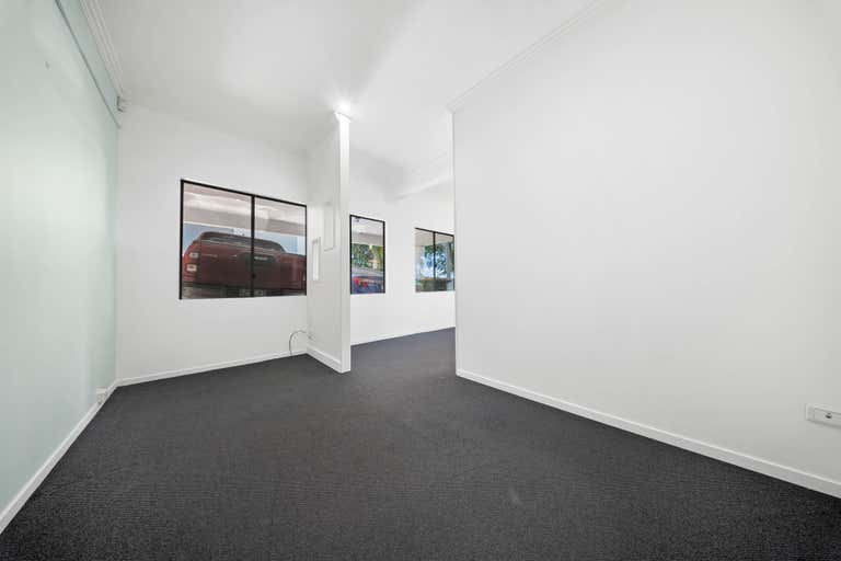 1/8 Pirelli Street Southport QLD 4215 - Image 3