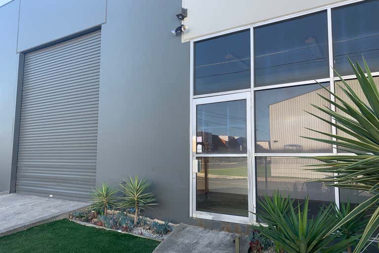 4/32 Chelmsford Street Williamstown VIC 3016 - Image 3