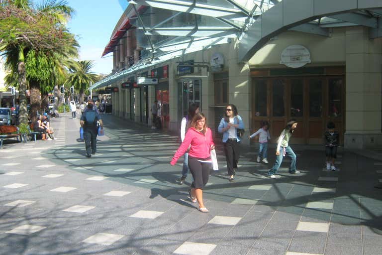 Surfers Paradise QLD 4217 - Image 2