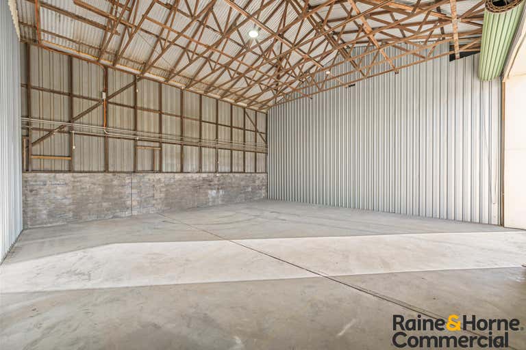 Unit 4C, 8-12 Acacia Avenue Port Macquarie NSW 2444 - Image 2