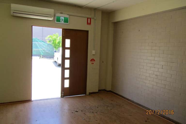 2/5 Hayden Court Myaree WA 6154 - Image 3