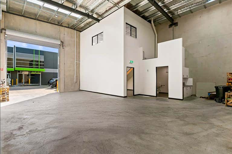 18/59 paraweena drive Truganina VIC 3029 - Image 2