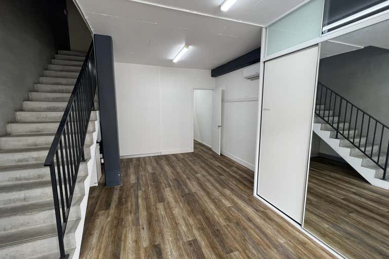 Unit 3, 5 Blackmore Road Smeaton Grange NSW 2567 - Image 2