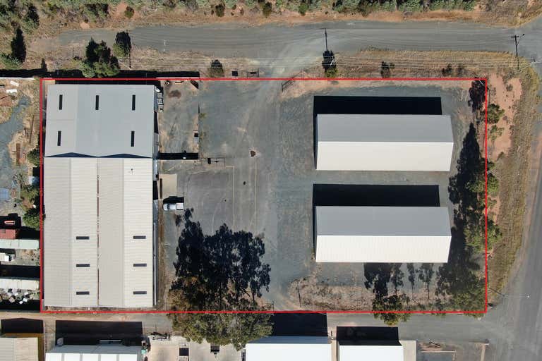 1 Shamrock Street West Wyalong NSW 2671 - Image 2