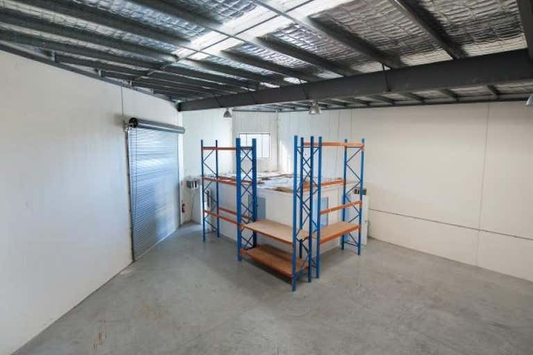 Unit  3, 33 Expansion Street Molendinar QLD 4214 - Image 2