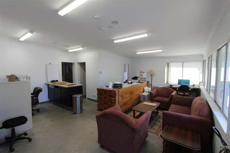 Unit 2/49 Garema Circuit Kingsgrove NSW 2208 - Image 2