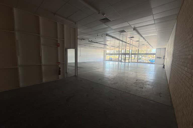 76 Oatley Court Belconnen ACT 2617 - Image 4