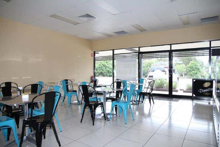 Airport Service Centre, 3/3 William Dean Avenue Urangan QLD 4655 - Image 1
