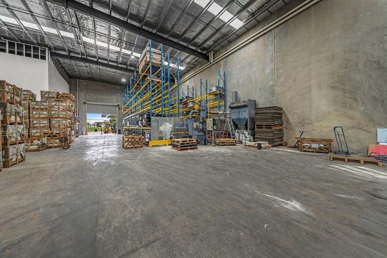 6 James Laverton North VIC 3026 - Image 4