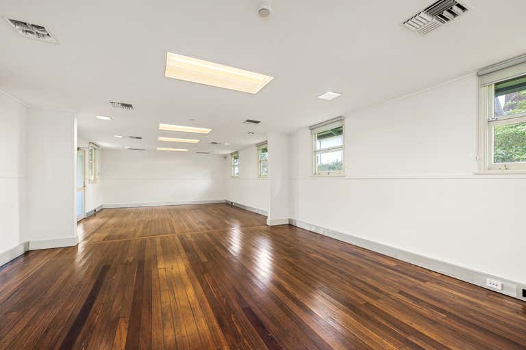 Suite B, Building 32 Suakin Drive Mosman NSW 2088 - Image 1