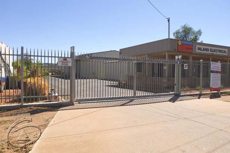 37 Cameron Street Braitling NT 0870 - Image 1