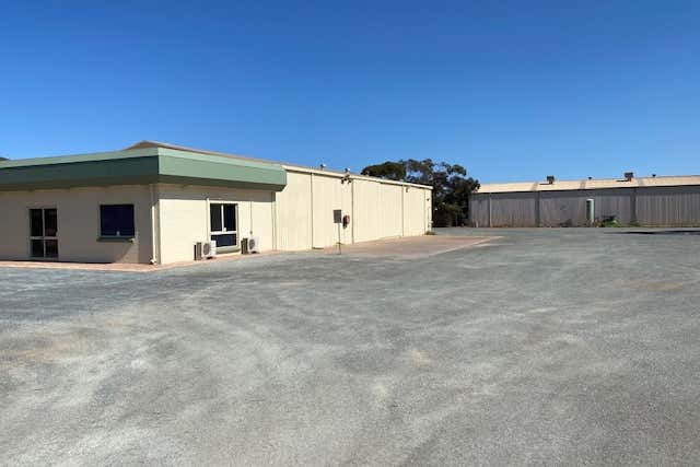 26 Broadwood Street West Kalgoorlie WA 6430 - Image 2