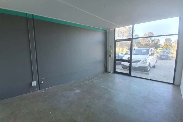 Unit 2, 63 Duffy St Epping VIC 3076 - Image 3